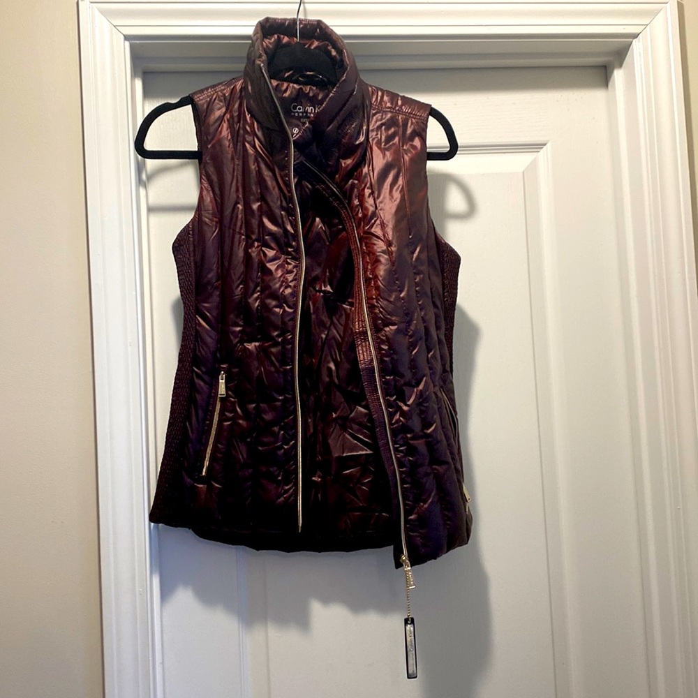 Calvin Klein performance down best burgundy never worn extra small